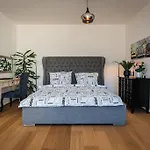 Romantic Wellness Apartment