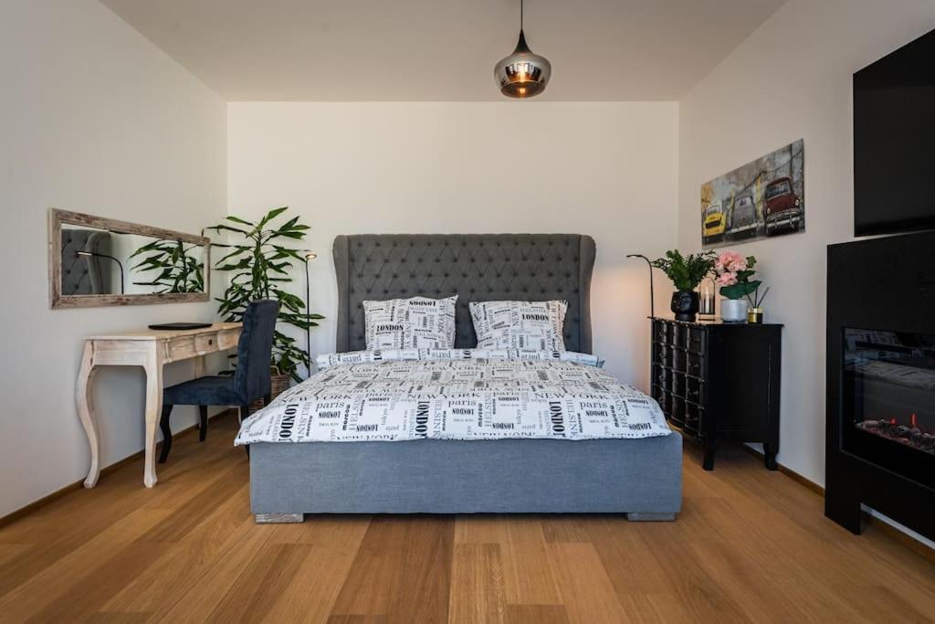 Apartment Romantic Wellness Prague