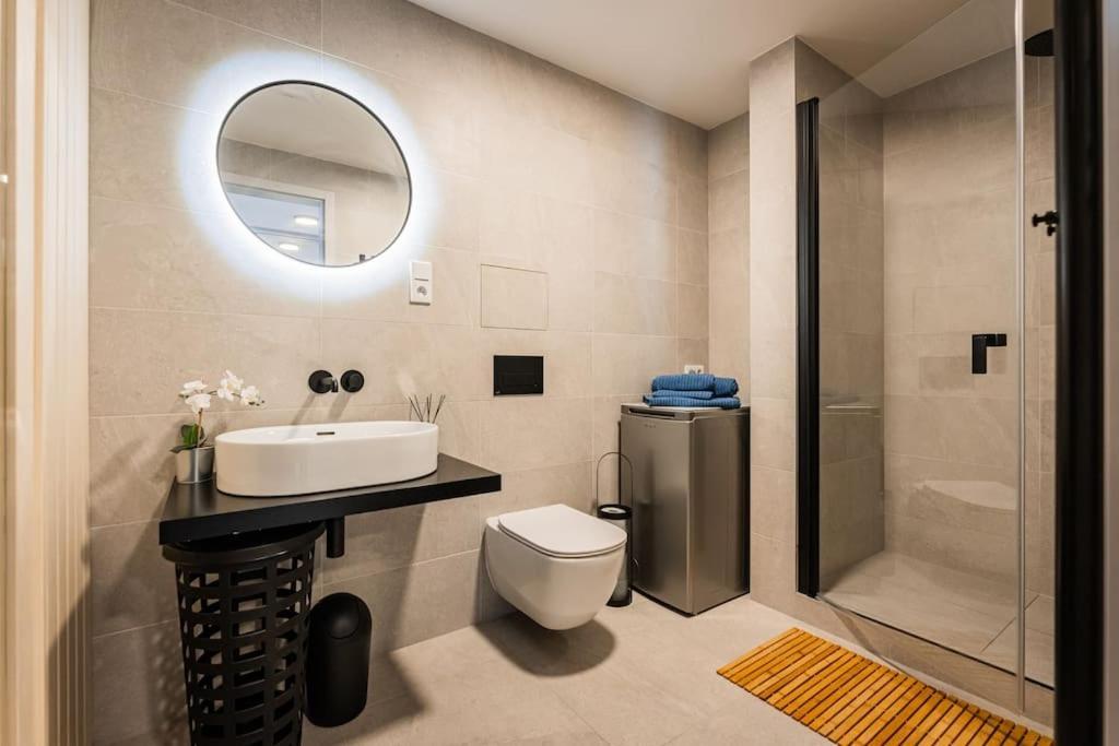 Apartment Romantic Wellness *